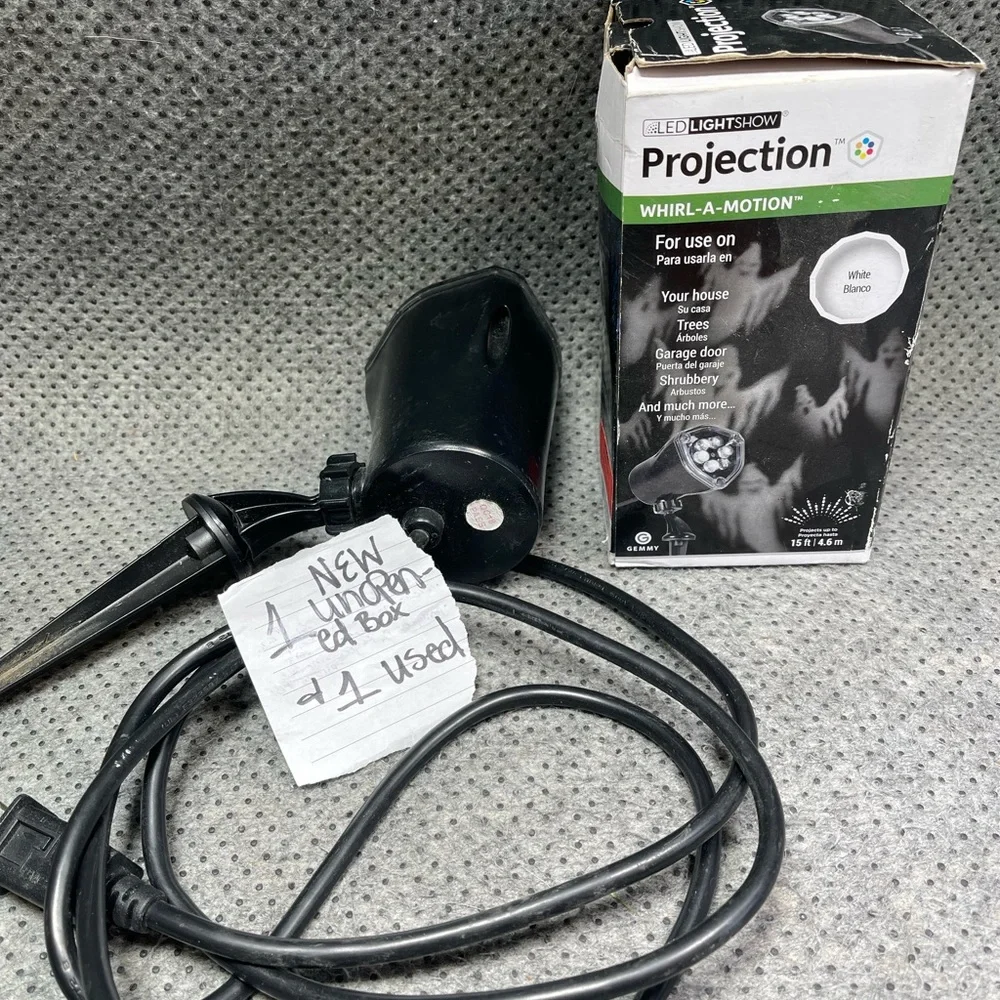 Gemmy LED Ghost Projection Halloween Lightshow Lot of 2